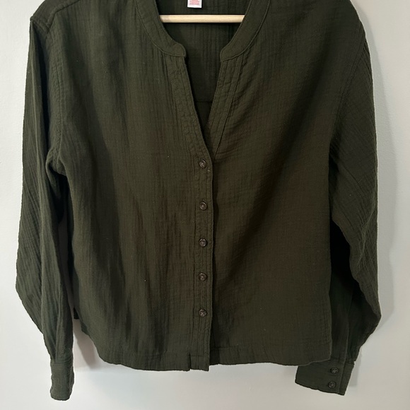 Olive Green Button-Up Women's Top - Picture 1 of 2